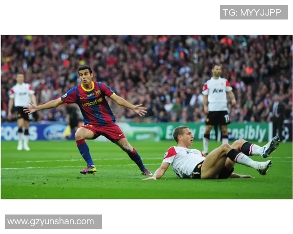 巴塞罗那与西班牙的足球对决分析与历史回顾