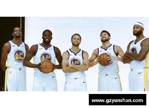 NBA西蒙斯突破高光瞬间引发球迷热议